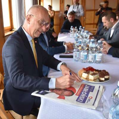 Marszałek Marcin Jabłoński spotkał się z Cechem