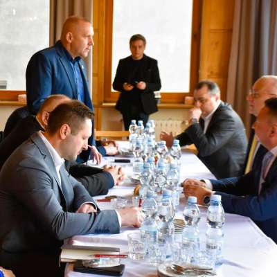 Marszałek Marcin Jabłoński spotkał się z Cechem