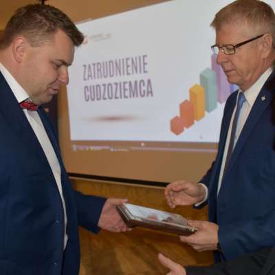 „Molex” i „Maszoński” nagrodzeni tytułem Firma Roku